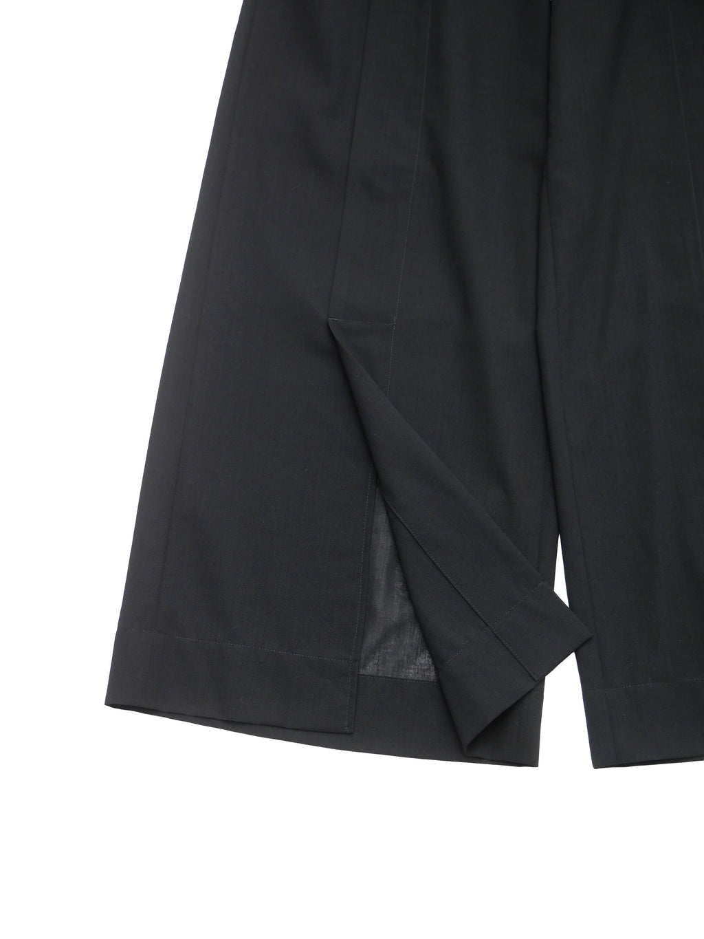 ISSEY MIYAKE イッセイミヤケ センタースリット ウール ワイドタックパンツ 1 ブラック