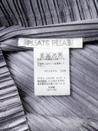 PLEATS PLEASE ISSEY MIYAKE プリーツプリーズ トップス 3 グレー