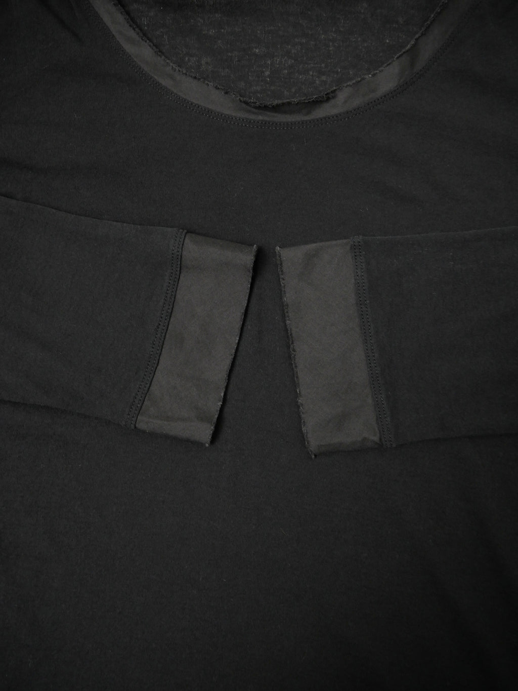 ISSEY MIYAKE イッセイミヤケ 長袖シアートップス カットオフ 2 ブラック