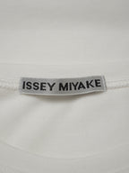 ISSEY MIYAKE イッセイミヤケ フロントテープ 半袖Tシャツ 2 ホワイト