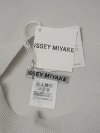 ISSEY MIYAKE イッセイミヤケ アシンメトリー 変形 ニットトップス 2