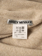 ISSEY MIYAKE イッセイミヤケ HAND IN HAND カットアウト ウールニットセーター 2 ベージュ
