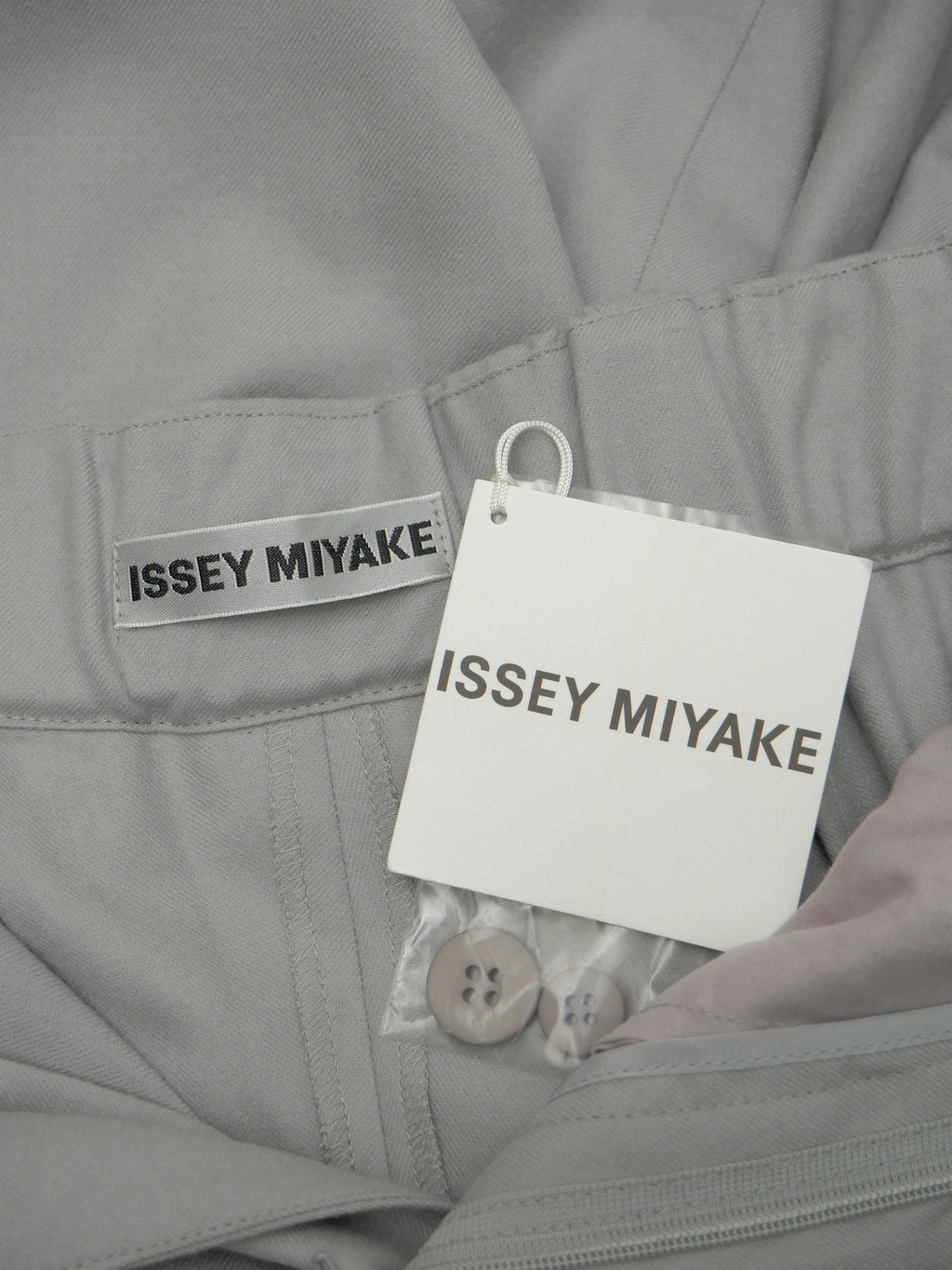ISSEY MIYAKE イッセイミヤケ ウール タックワイドパンツ スラックス 2 グレー