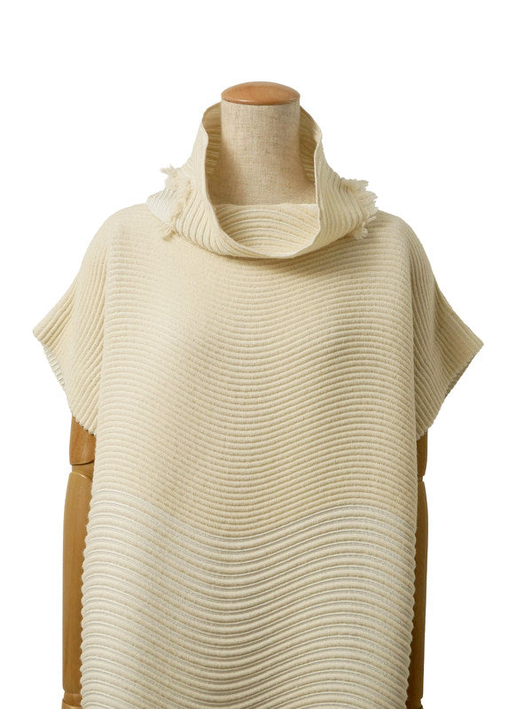 ISSEY MIYAKE イッセイミヤケ プリーツワンピース ニット フリンジ ハイネック 2 アイボリー