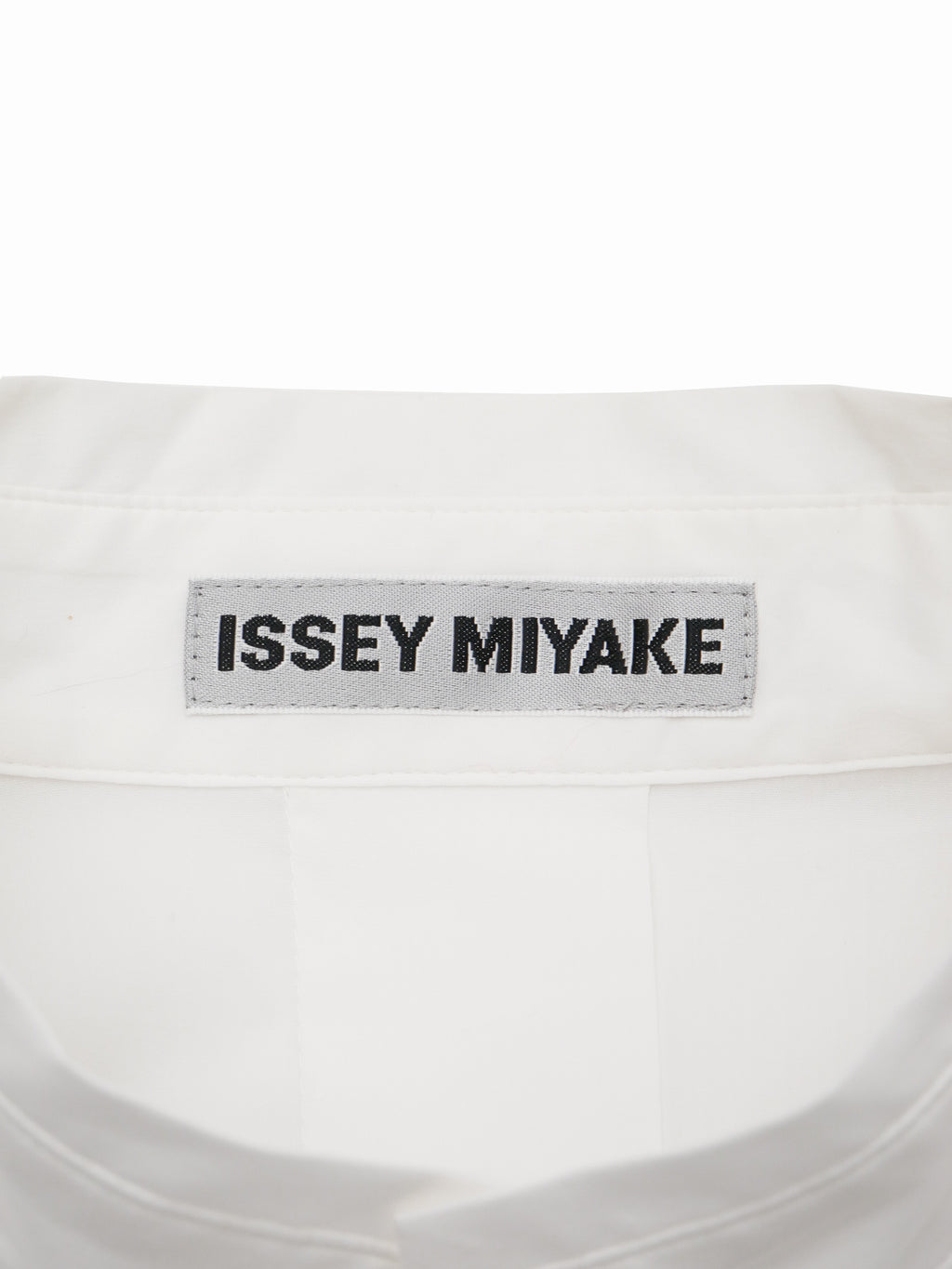 ISSEY MIYAKE イッセイミヤケ FINE SHIRT スタンドカラーシャツ 2 ホワイト