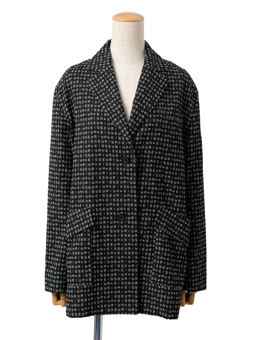 ISSEY MIYAKE イッセイミヤケ ロゴ テーラードジャケット 2 ブラック