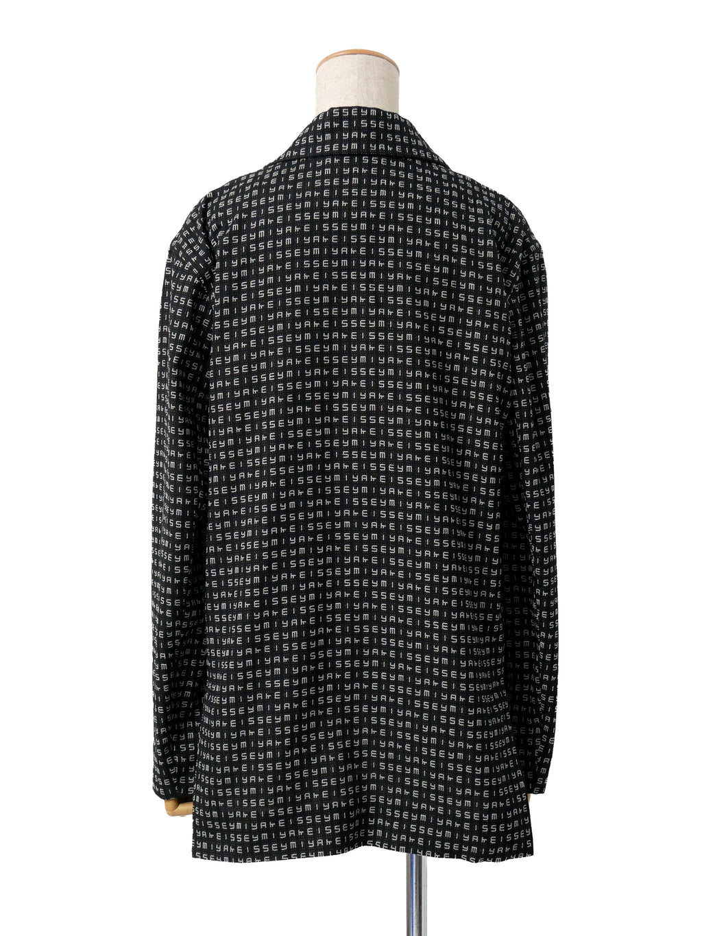 ISSEY MIYAKE イッセイミヤケ ロゴ テーラードジャケット 2 ブラック